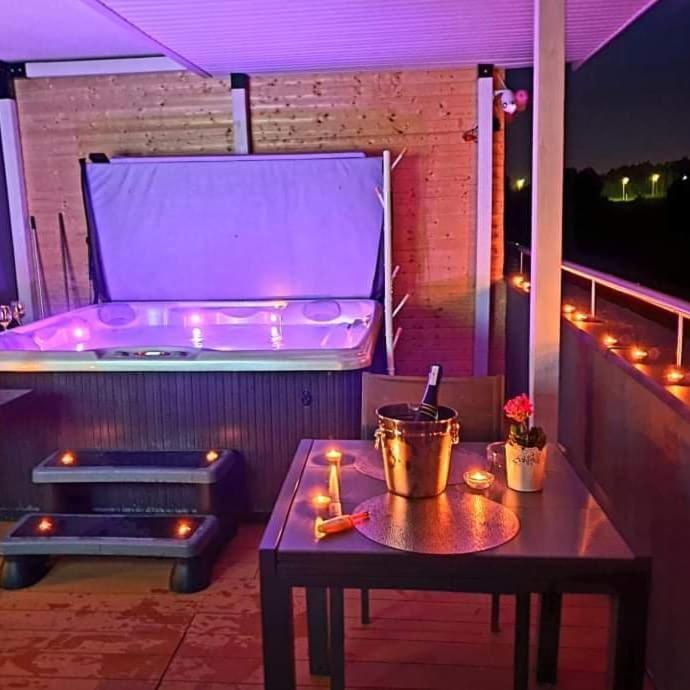 Apartament - Jacuzzi Rzeszów Exterior foto