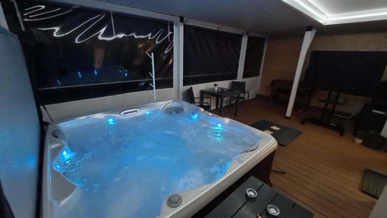 Apartament - Jacuzzi Rzeszów Exterior foto